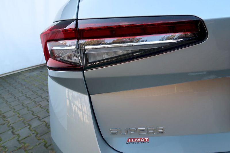 Škoda Superb (2024) Combi Laurin & Klement 2,0 TDi - fotka 30 z 31