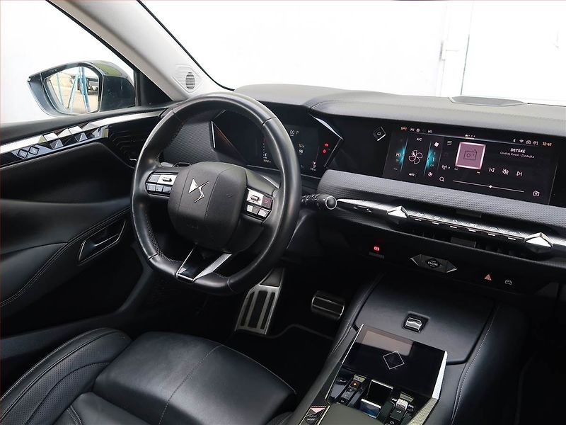 DS Automobiles DS4 (2022) 1.5 BlueHDi, Automat, Kůže - fotka 7 z 22