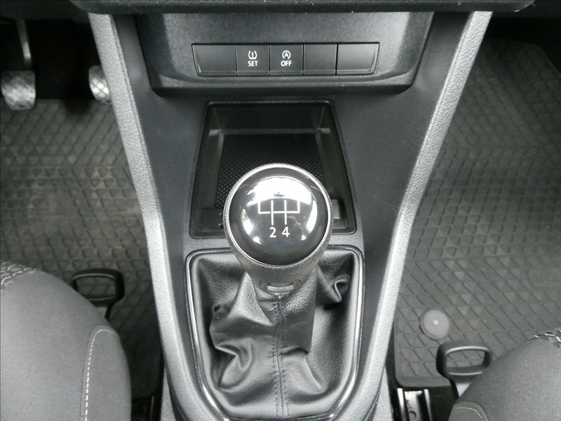 Volkswagen Caddy 2,0 TDi 1.majitel,závěs,tempom - fotka 29 z 49