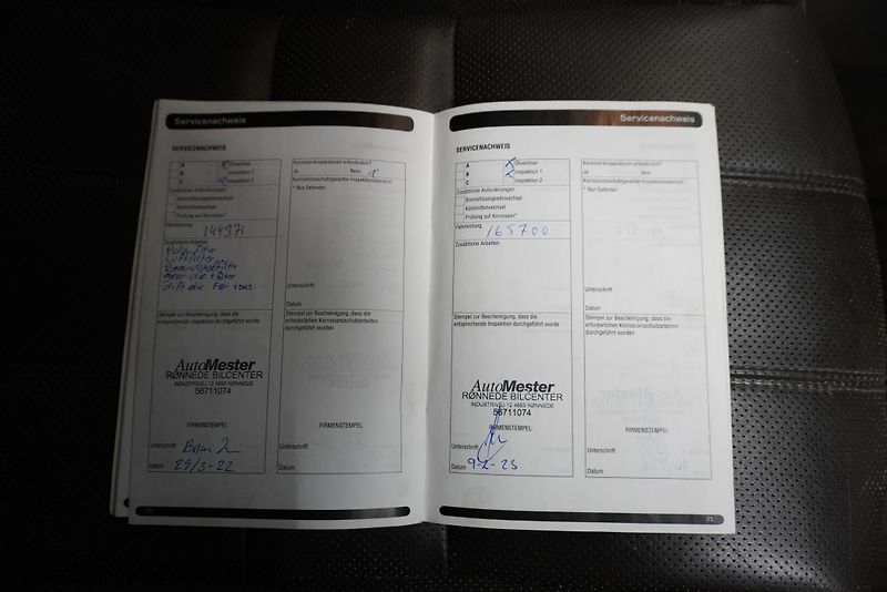 Land Rover Range Rover Sport 3,0 TDV6 4WD AUTOMAT - fotka 38 z 39