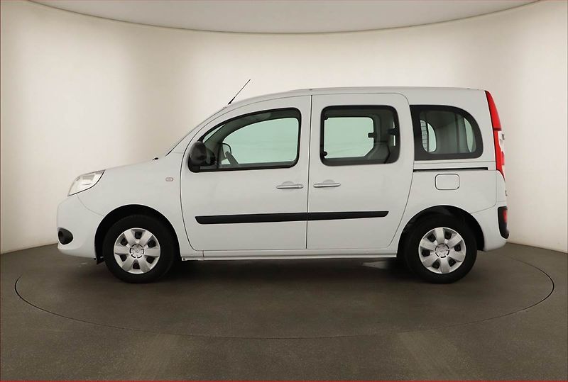 Renault Kangoo (2021) Zen 1.5 dCi, 5Míst, ČR, 1Maj - fotka 3 z 12