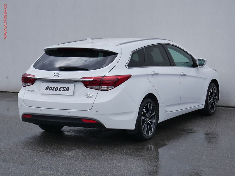 Hyundai i40 (2015) 1.7CRDi, ČR, autoAC - fotka 4 z 23