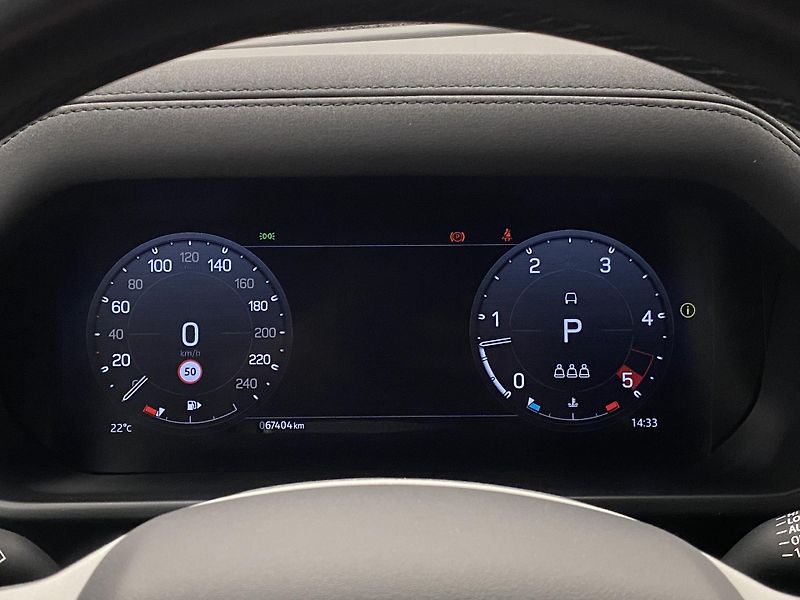 Land Rover Defender 110 D300 X-DYNAMIC SE AWD AUT  - fotka 25 z 46