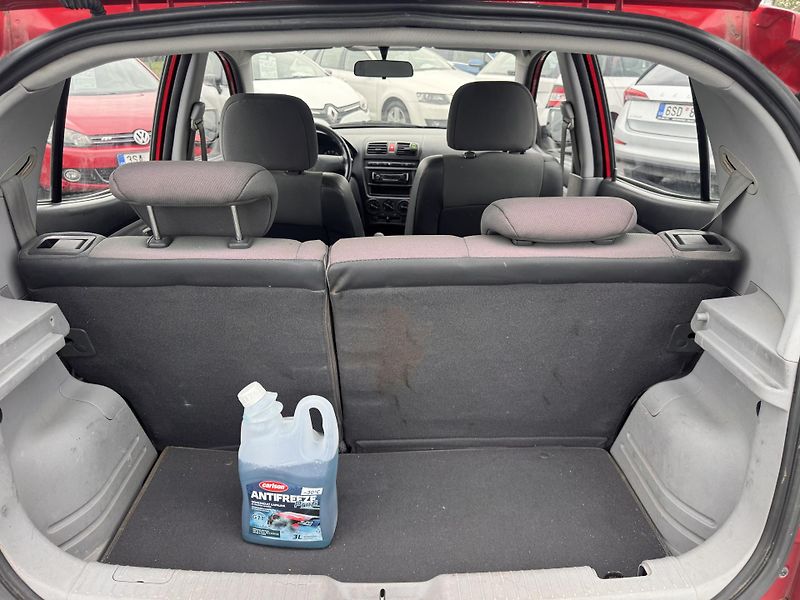 Kia Picanto 1.0i, 152 tis km - fotka 14 z 18