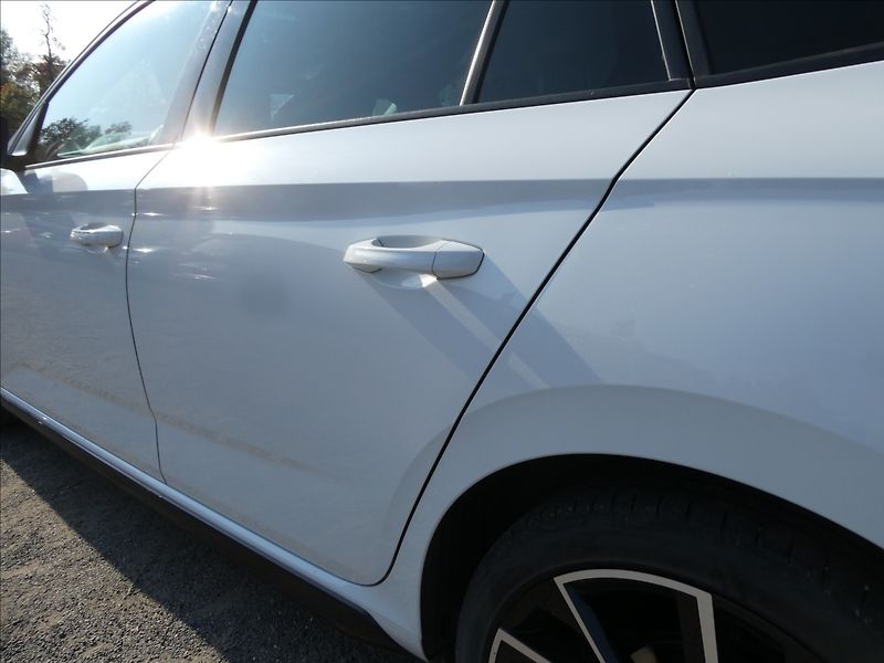 Škoda Scala 1,6 TDi DSG Monte Carlo,DPH,ČR - fotka 16 z 46