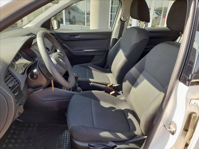 Škoda Fabia 1,0 TSi Trumf - fotka 12 z 18