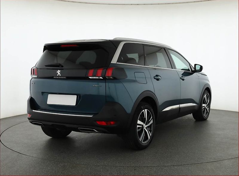 Peugeot 5008 (2019) GT Line 1.5 BlueHDi, Automat - fotka 5 z 19