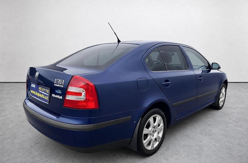 Škoda Octavia 2.0 TDI Elegance - fotka 8 z 34