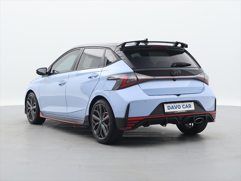 Hyundai i20 1.6 T-GDI 150kW LED CZ Aut.kli - fotka 5 z 32