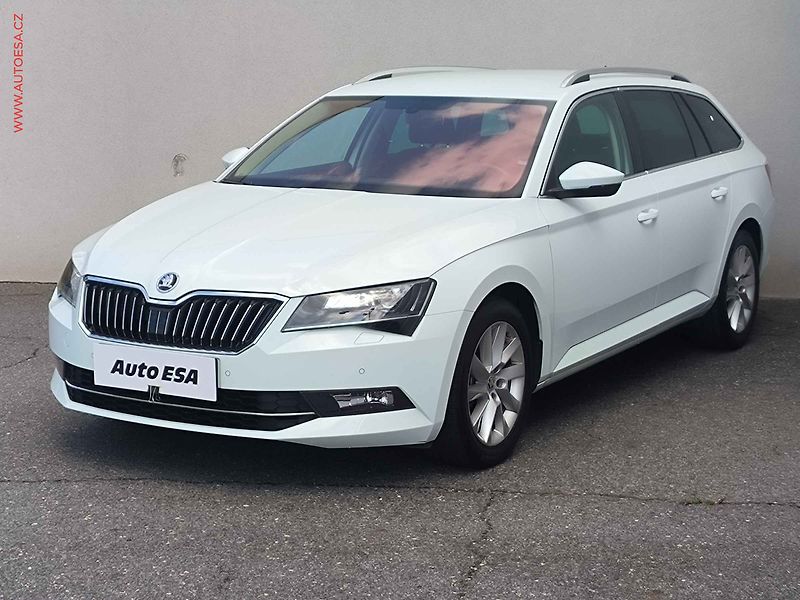 Škoda Superb (2016) 1.8 TSi, Style, bixen, +kola - fotka 3 z 25