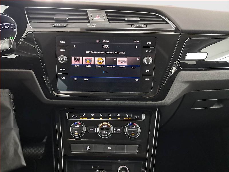 Volkswagen Touran (2019) Highline 1.6 TDI, Automat - fotka 12 z 19