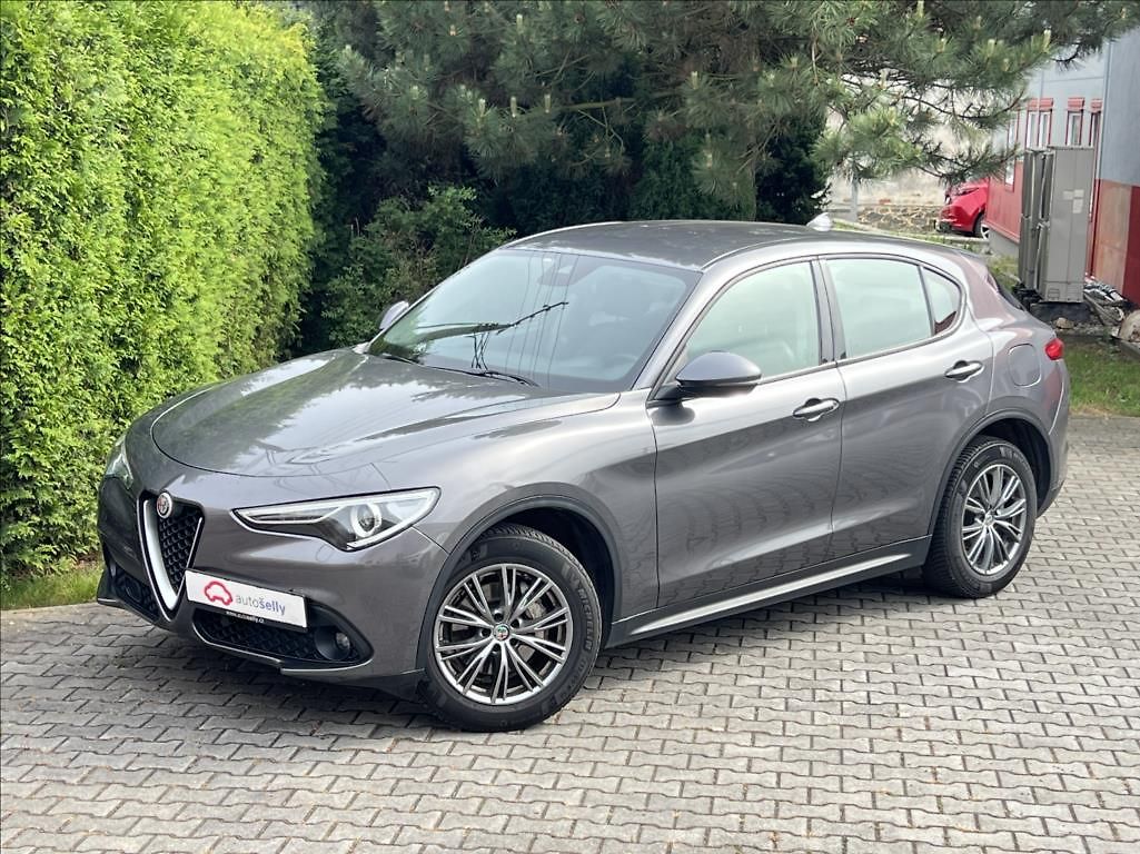 Alfa Romeo Stelvio 2,2 JtDm Q4 EXECUTIVE 210CV