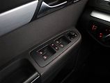 Volkswagen Sharan (2012) 2.0 TDI, 7 míst, Navi, Xenony - náhled 16