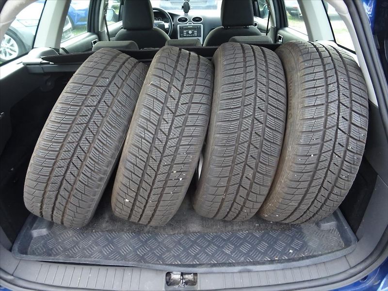 Ford Focus 2,0 TDi 100 kW - fotka 10 z 21