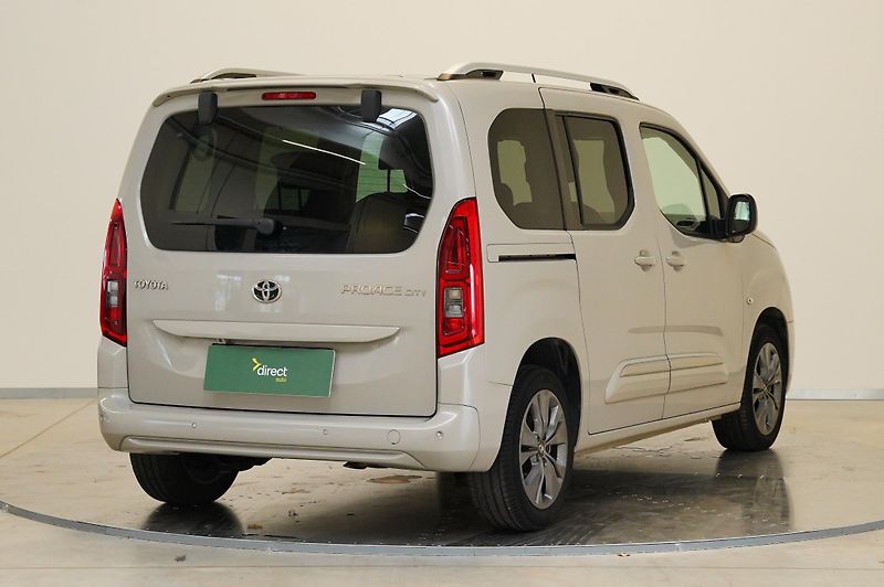 Toyota ProAce City Verso - fotka 4 z 6