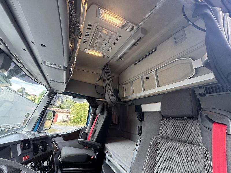 Renault Trucks T (2018) T 520 High Comfort LowDeck*ACC - fotka 24 z 25