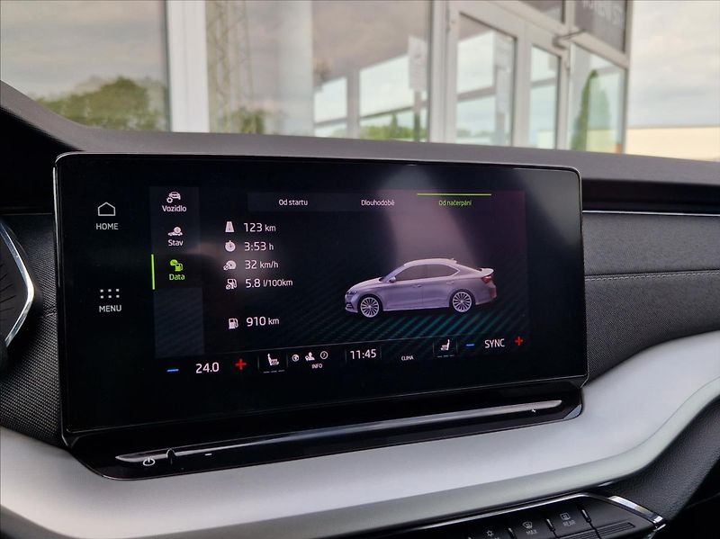 Škoda Octavia 2,0 TDI DSG TOPSTAV +ZIMNÍPNEU - fotka 28 z 46