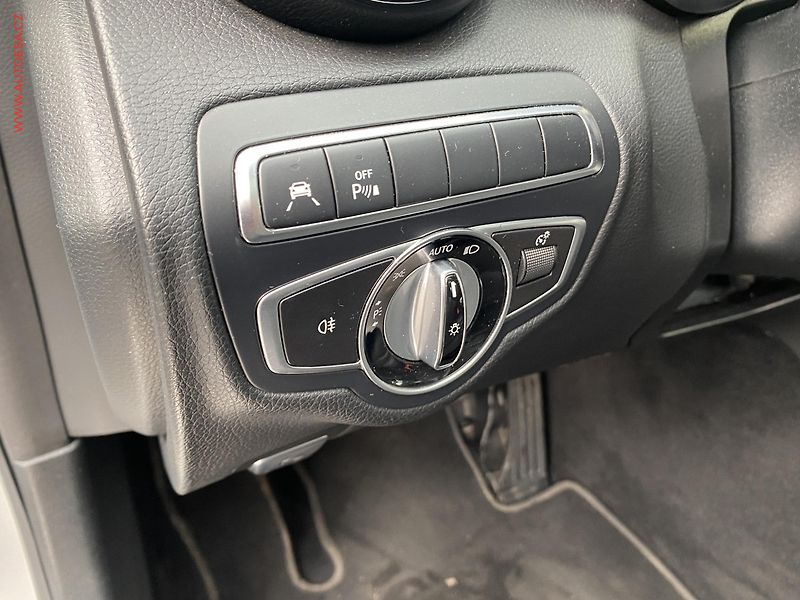 Mercedes-Benz Třídy C (2016) 2.2CDi, AT, park. kamera - fotka 16 z 22