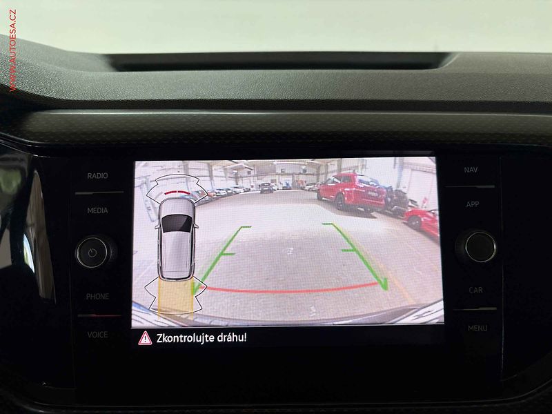 Volkswagen T-Cross (2021) 1.0 TSi, navi, autoAC - fotka 14 z 16