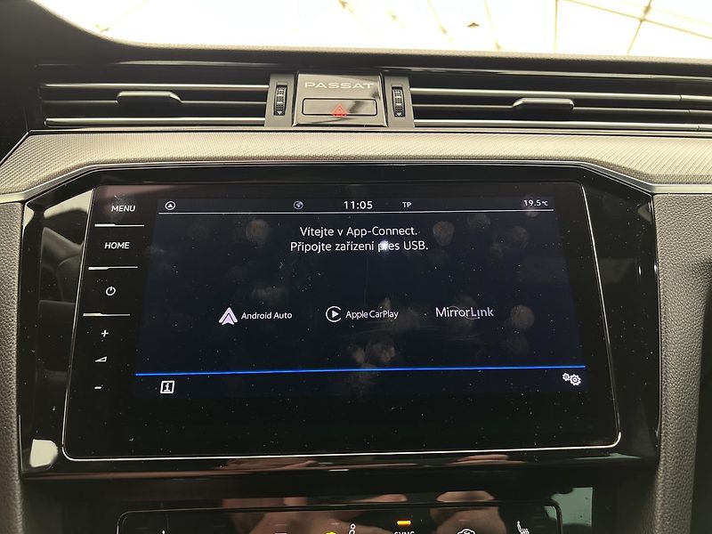 Volkswagen Passat 2.0 TDI 4x4 R-Line - fotka 11 z 31