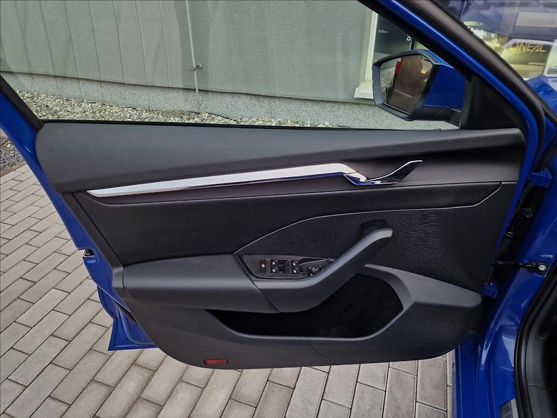 Škoda Octavia 2.0 TDI Style Combi,ČR,1.Maj. - fotka 38 z 50