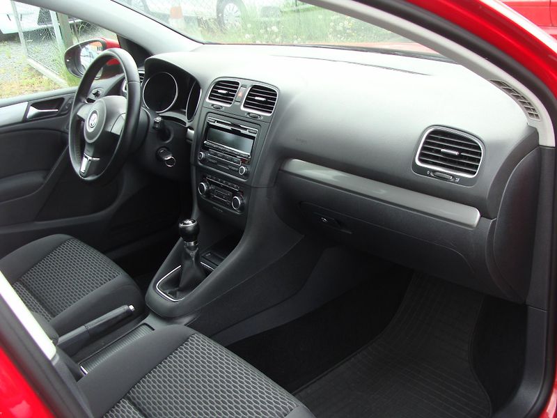 Volkswagen Golf 1.2 TSi Trendline, ČR původ - fotka 18 z 21