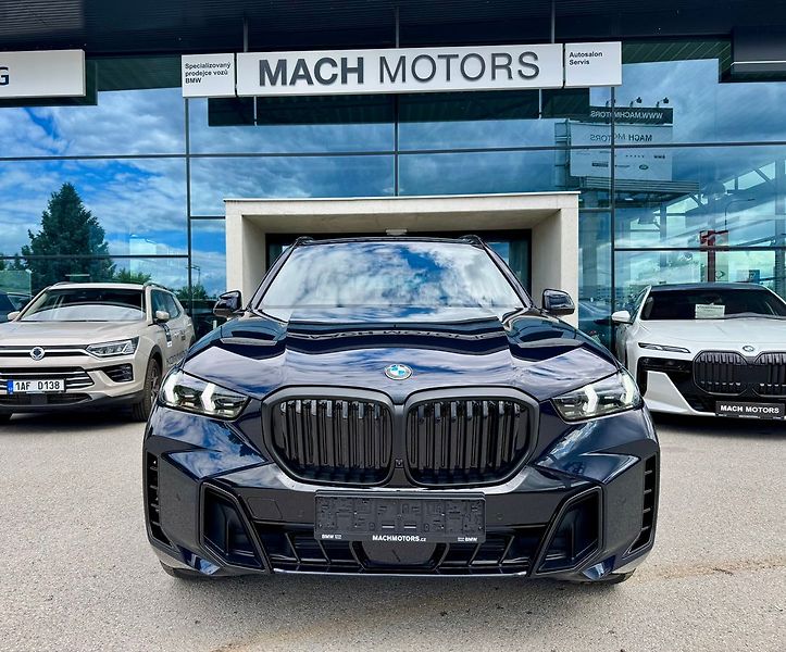 BMW X5 30xd Masáž Ventilace Softclose - fotka 6 z 25