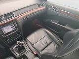 Škoda Superb (2010) 2.0 TDI, Navi, Tempomat - náhled 8
