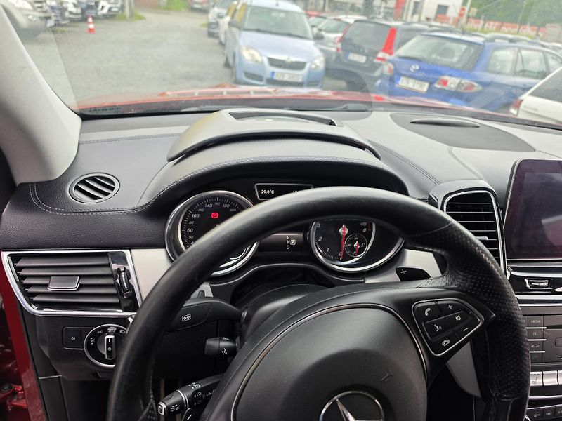 Mercedes-Benz GLE 400i V6 TZ Panorama AMG  - fotka 10 z 28