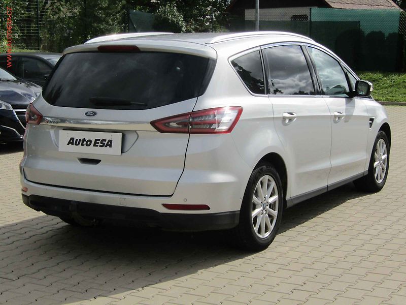 Ford S-MAX (2017) 1.5EB, 1.maj, Navi, AC - fotka 4 z 16