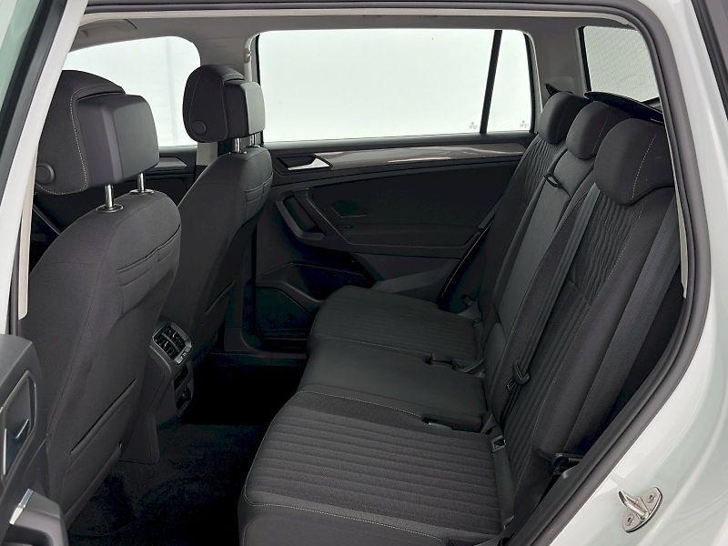 Volkswagen Tiguan Allspace (2022) Life 2.0 TDI 110kW - fotka 8 z 33