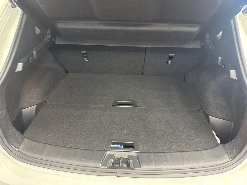 Nissan Qashqai (2016) 1.2 85kw*1. MAJ*CZ*NAVI*TEMPO. - fotka 16 z 17