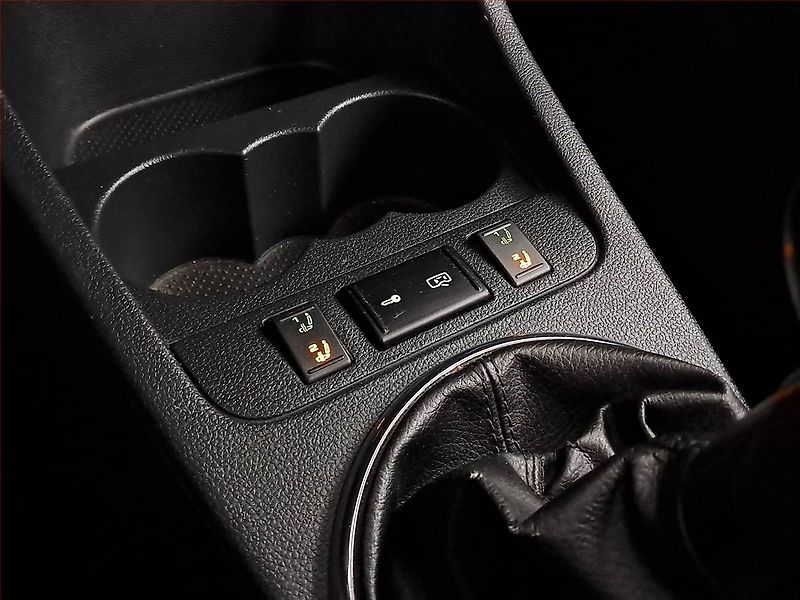 Škoda Fabia (2012) 1.2 TSI, Tempomat - fotka 13 z 14