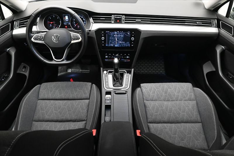 Volkswagen Passat 2,0 TDI 110 kW DSG Business Zá - fotka 15 z 31