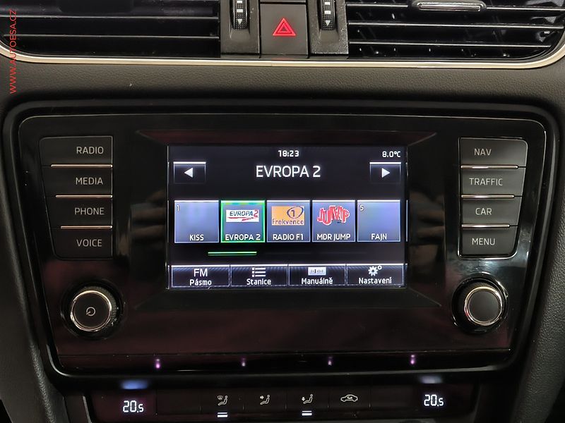 Škoda Octavia (2014) 1.6TDi 4x4, AC, tempo, park - fotka 14 z 17