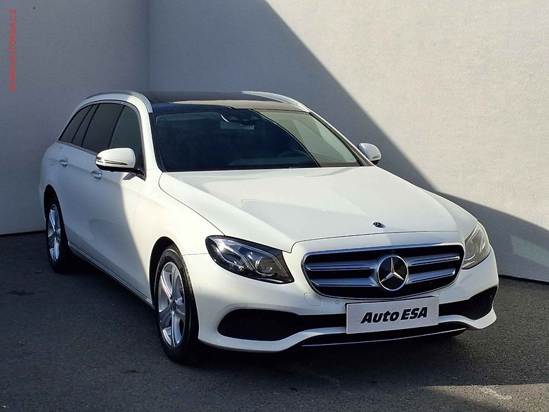 Mercedes-Benz Třídy E (2017) 2.0CDi E220, Avantgarde, AT - fotografie inzerátu