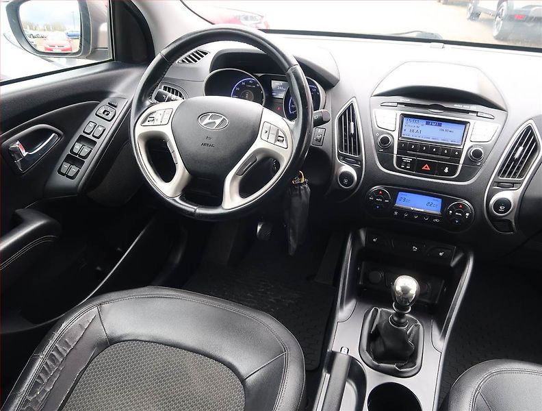 Hyundai ix35 (2013) 1.6 GDI, Tempomat - fotka 7 z 14