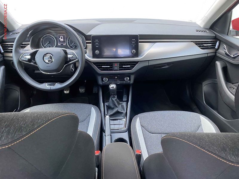 Škoda Scala (2023) 1.5 TSi, 1.maj,ČR, Style - fotka 8 z 19