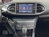 Peugeot 308 (2019) 1.5 BlueHDi, Automat - náhled 12