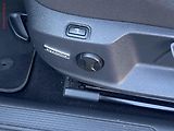 Volkswagen Golf (2017) 1.0 TSi, Comfortline, navi - náhled 12