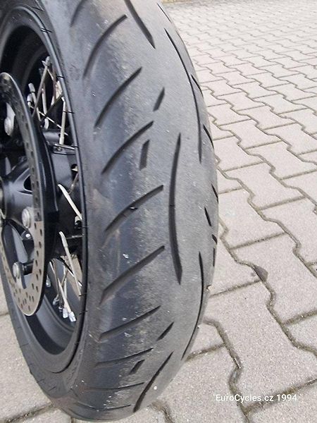 BMW R nineT Racer (2019) - fotka 11 z 20