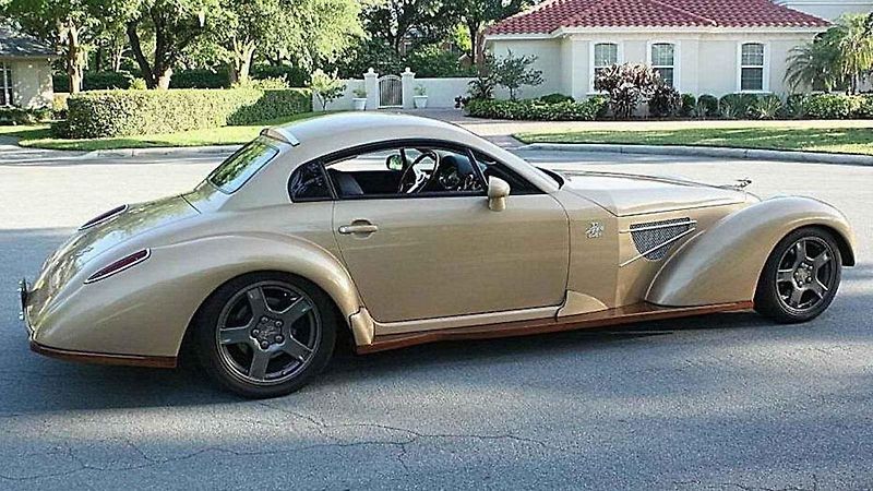 Retro kupé vzniklé přestavbou Audi TT a Chevrolet Corvette