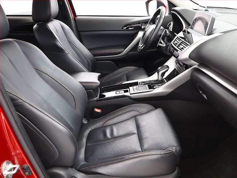 Mitsubishi Eclipse Cross (2019) 1.5 T-MIVEC, 4X4, Automat, ČR - fotka 7 z 20