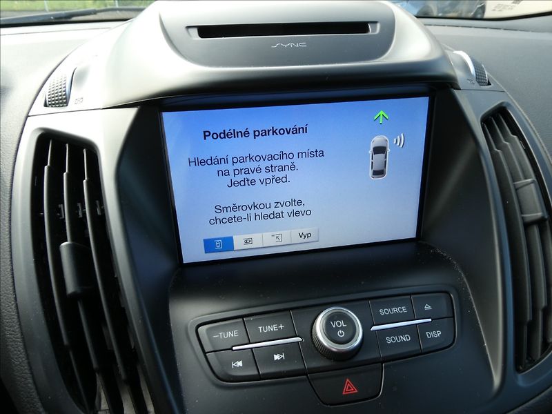 Ford Kuga 2,0 TDCi 110kW Panorama,naviga - fotka 31 z 45