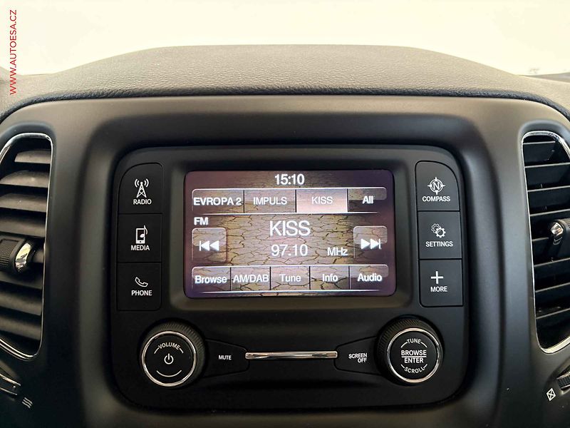 Jeep Compass (2018) 1.4T, ČR, Longitude - fotka 11 z 14