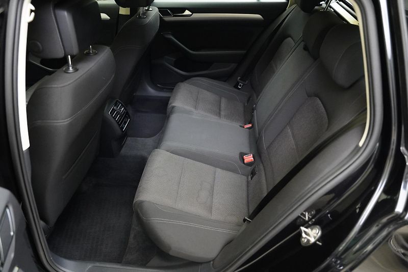 Volkswagen Passat - fotka 25 z 26