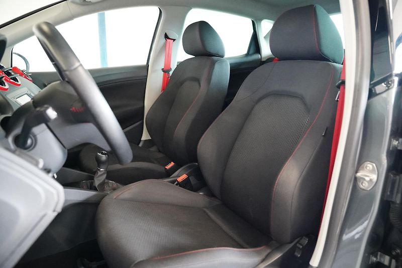 Seat Ibiza - fotka 11 z 28