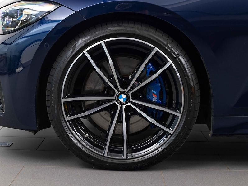 BMW Řada 3 M340d xDrive - fotka 6 z 22