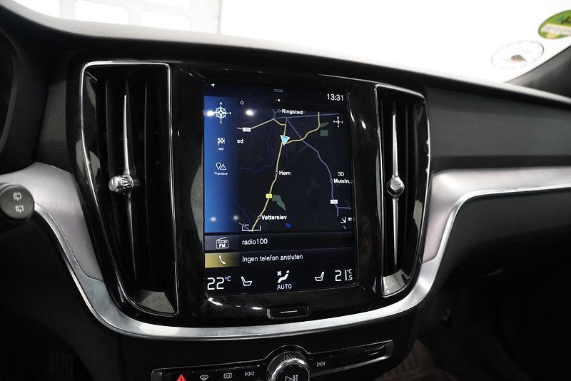 Volvo V60  CROSS COUNTRY D4 POLESTAR 4X4 - fotka 18 z 30