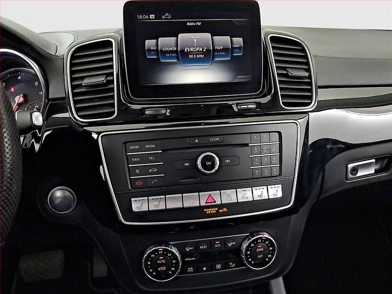 Mercedes-Benz GLE (2018) 350 d - fotka 12 z 22
